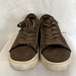 MOSSIMO SUPPLY CO. Tennis Shoe